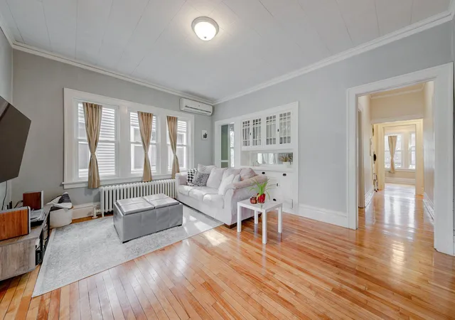 Photo 2 of Multi family home for sale at 3229 Hennepin Ave S, Minneapolis, MN 55408 | MLS# 7141285 | Listing updated on 2026-09-12