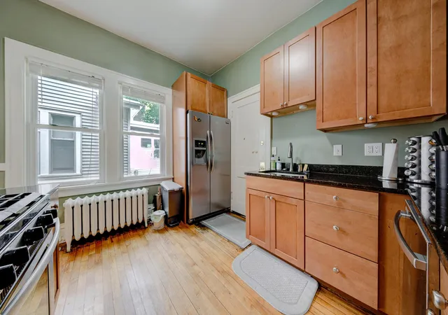Listing Photo 5 - Condo for sale in building located at 3229 Hennepin Ave S, Minneapolis, MN 55408