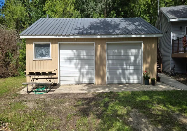 Photo 3 of Sale Pending at 27685 570th Avenue, Austin, MN 55912 | MLS# 7141319 | Listing updated on 2026-09-13