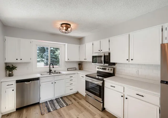 Photo 3 of Single family home for sale at 6417 Hodgson Rd, Circle Pines, MN 55014 | MLS# 7141324 | Listing updated on 2026-09-20