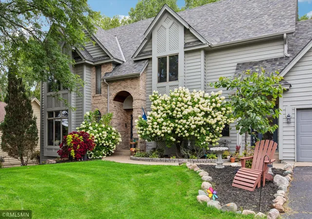 Photo 3 of Single family home for sale at 13789 Guild Ave, Saint Paul, MN 55124 | MLS# 7141325 | Listing updated on 2026-09-17