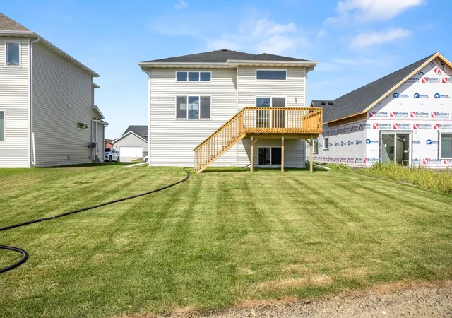 Photo 3 of Single family home for sale at 2529 36th Avenue S, Moorhead, MN 56560 | MLS# 7141338 | Listing updated on 2026-09-12