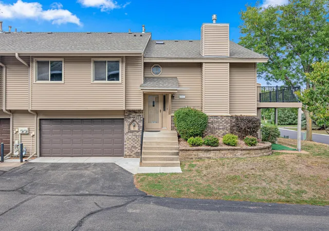 Photo 1 of Single family home for sale at 1547 Clemson Dr, Saint Paul, MN 55122 | MLS# 7141373 | Listing updated on 2026-10-14