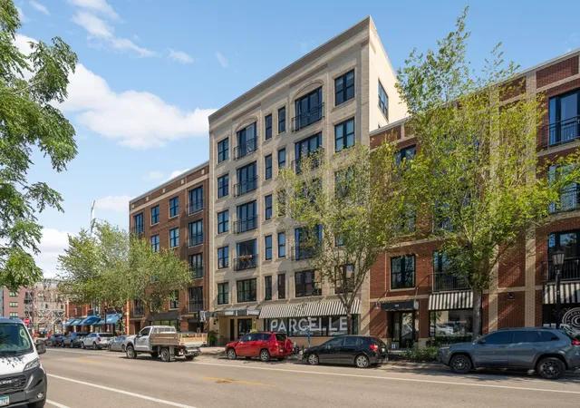Photo 2 of Sale Pending at 212 N 1st Street #202, Minneapolis, MN 55401 | MLS# 7141387 | Listing updated on 2026-10-02