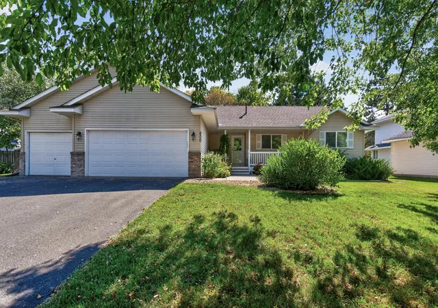 Photo 2 of Single family home for sale at 600 142nd Avenue Nw, Andover, MN 55304 | MLS# 7141389 | Listing updated on 2026-10-22