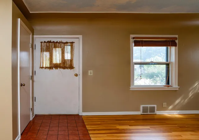 Photo 3 of Single family home for sale at 3120 Louisiana Ave S, Minneapolis, MN 55426 | MLS# 7141401 | Listing updated on 2026-10-18