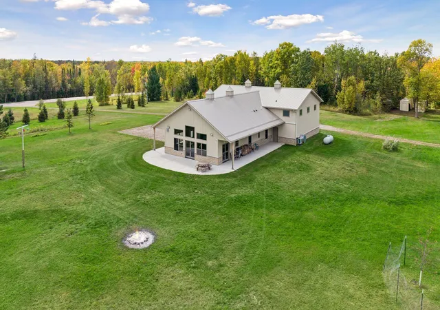 Photo 3 of Single family home for sale at 19184 State Hwy 27, Mc Gregor, MN 55760 | MLS# 7141449 | Listing updated on 2026-10-07