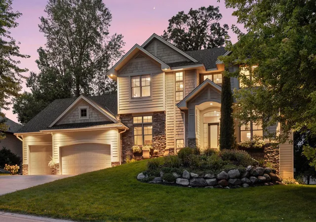 Photo 3 of Sale Pending at 17866 179th Trail W, Lakeville, MN 55044 | MLS# 7141505 | Listing updated on 2026-09-23