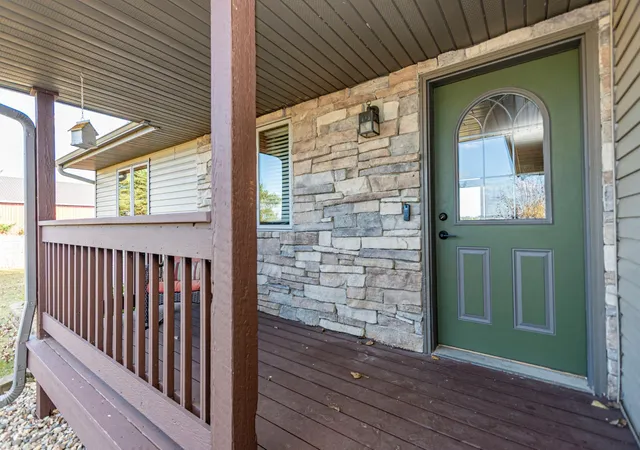 Photo 3 of Sale Pending at 4900 Bear Path Rd Se, Alexandria, MN 56308 | MLS# 7141534 | Listing updated on 2026-09-22