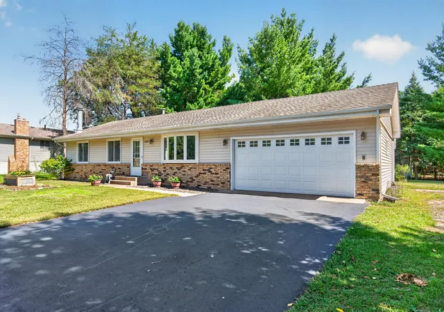 Photo 2 of Single family home for sale at 15233 Urbank St Ne, Andover, MN 55304 | MLS# 7141553 | Listing updated on 2026-09-20
