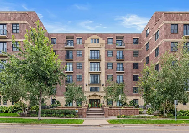 Condo for sale at 370 Marshall Ave #401, Saint Paul, MN 55102 | MLS# 7141571