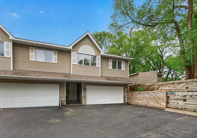 Photo 2 of Single family home for sale at 4302 Mccoll Dr, Savage, MN 55378 | MLS# 7141586 | Listing updated on 2026-09-12