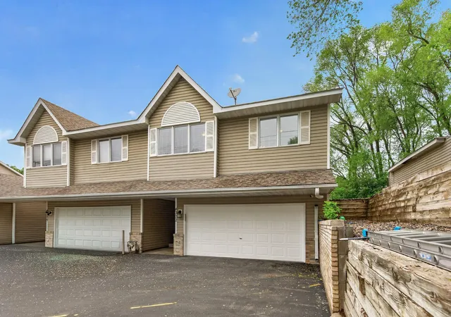 Photo 3 of Single family home for sale at 4302 Mccoll Dr, Savage, MN 55378 | MLS# 7141586 | Listing updated on 2026-09-12