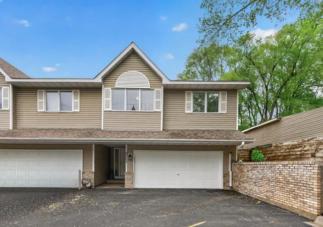 Photo 3 of Single family home for sale at 4302 Mccoll Dr, Savage, MN 55378 | MLS# 7141586 | Listing updated on 2026-09-12