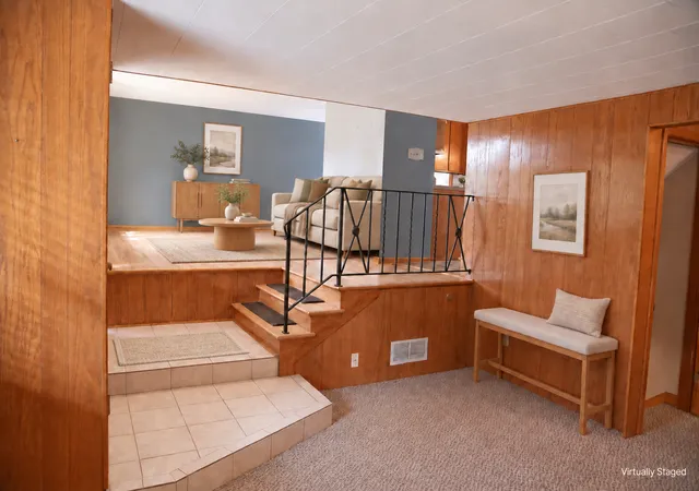 Photo 3 of Sale Pending at 1825 Woodcrest Dr, Saint Paul, MN 55119 | MLS# 7141600 | Listing updated on 2026-10-22
