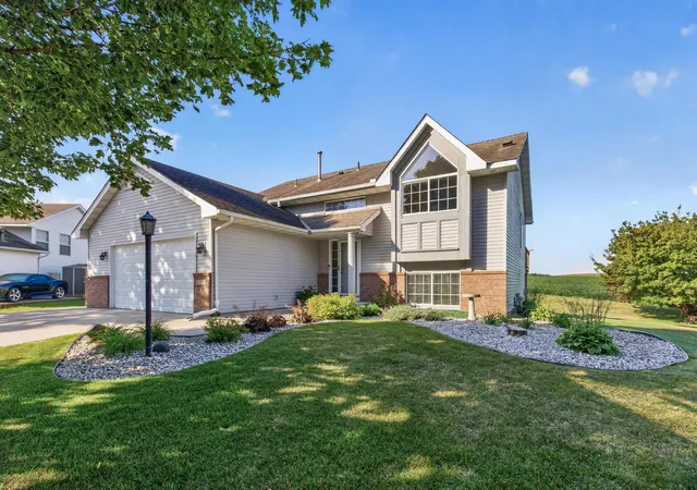 Photo 1 of Single family home for sale at 18978 Excalibur Trl, Farmington, MN 55024 | MLS# 7141614 | Listing updated on 2026-09-16