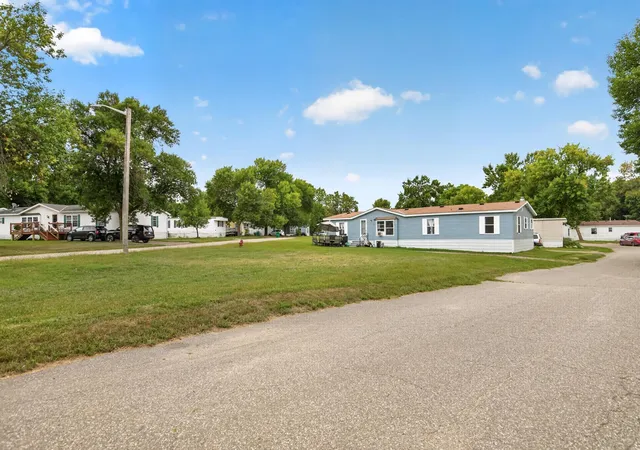 Photo 3 of Single family home for sale at 400 Center Ave S #80, Montrose, MN 55363 | MLS# 7141634 | Listing updated on 2026-09-15