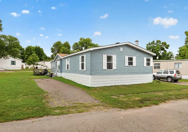 Photo 4 of Single family home for sale at 400 Center Ave S #80, Montrose, MN 55363 | MLS# 7141634 | Listing updated on 2026-09-15