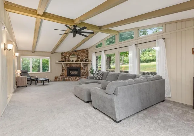 Photo 4 of Single family home for sale at 924 Ravine St, Faribault, MN 55021 | MLS# 7141651 | Listing updated on 2026-09-27