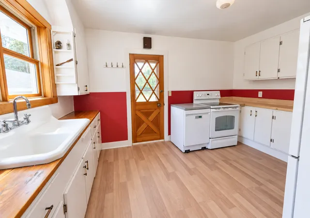 Photo 4 of Sale Pending at 640 Superior Ave, Crosby, MN 56441 | MLS# 7141669 | Listing updated on 2026-09-25