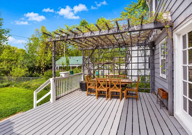 Photo 3 of Single family home for sale at 823 Memorial Pkwy SW, Rochester, MN 55902 | MLS# 7141697 | Listing updated on 2026-09-12