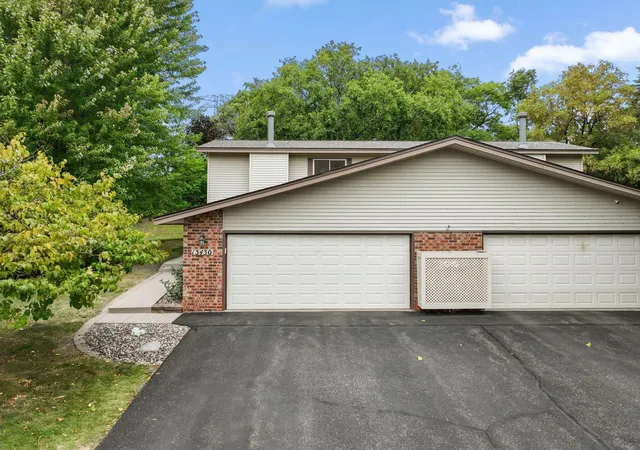 Photo 1 of Single family home for sale at 13430 Pepperwood Cir, Hopkins, MN 55305 | MLS# 7141711 | Listing updated on 2026-09-16