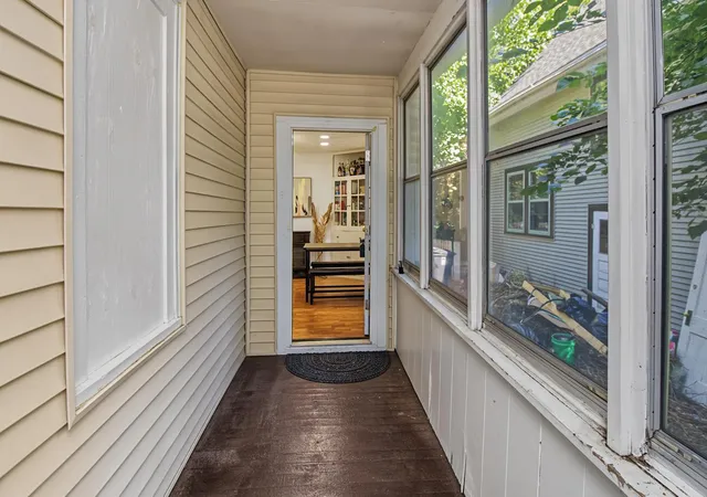 Photo 3 of Single family home for sale at 351 Burgess St, Saint Paul, MN 55117 | MLS# 7141739 | Listing updated on 2026-09-12