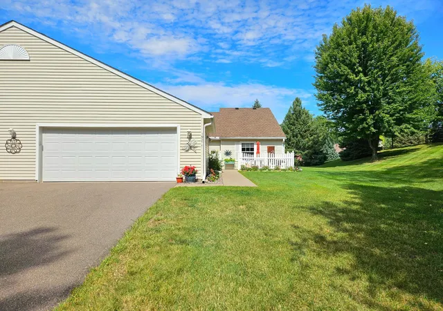 Photo 1 of Single family home for sale at 19277 Freeport Ct Nw, Elk River, MN 55330 | MLS# 7141747 | Listing updated on 2026-09-12