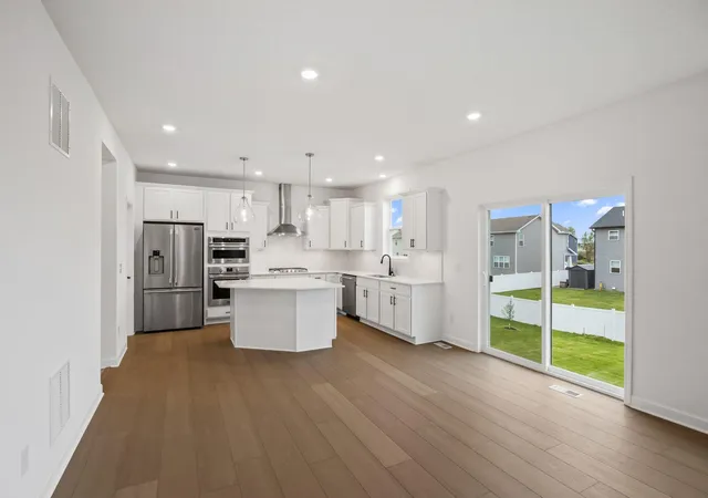 Photo 3 of Single family home for sale at 1081 Achilles Dr, Rosemount, MN 55068 | MLS# 7141833 | Listing updated on 2026-09-22