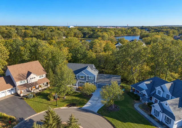 Photo 2 of Single family home for sale at 3337 Staples Pl, Stillwater, MN 55082 | MLS# 7141841 | Listing updated on 2026-09-28