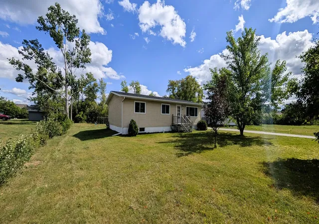 Photo 1 of Single family home for sale at 216 Stoner Ave Se, Bemidji, MN 56601 | MLS# 7141868 | Listing updated on 2026-10-06