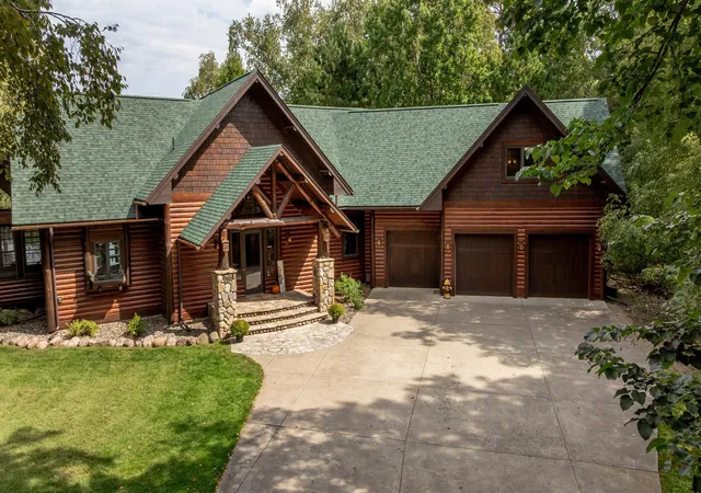 Photo 3 of Single family home for sale at 12402 Abc Dr, Crosslake, MN 56442 | MLS# 7141871 | Listing updated on 2026-09-21