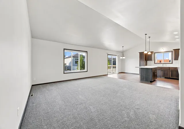 Photo 2 of Townhouse for sale at 911 Eaglewood Ave W, West Fargo, ND 58078 | MLS# 7141898 | Listing updated on 2026-09-15