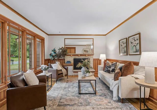 Photo 4 of Single family home for sale at 18910 Harrogate Dr, Eden Prairie, MN 55346 | MLS# 7141899 | Listing updated on 2026-09-21
