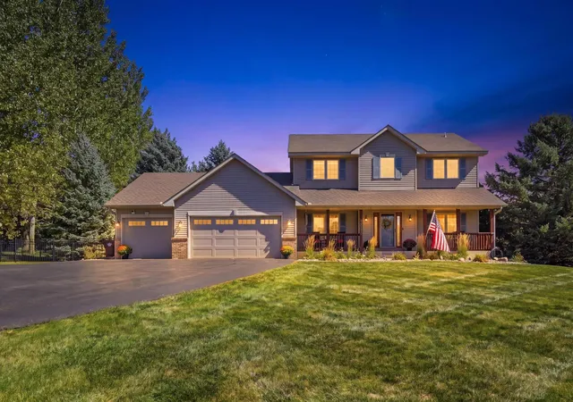 Photo 1 of Single family home for sale at 20365 Lake Ridge Dr, Prior Lake, MN 55372 | MLS# 7141955 | Listing updated on 2026-09-20