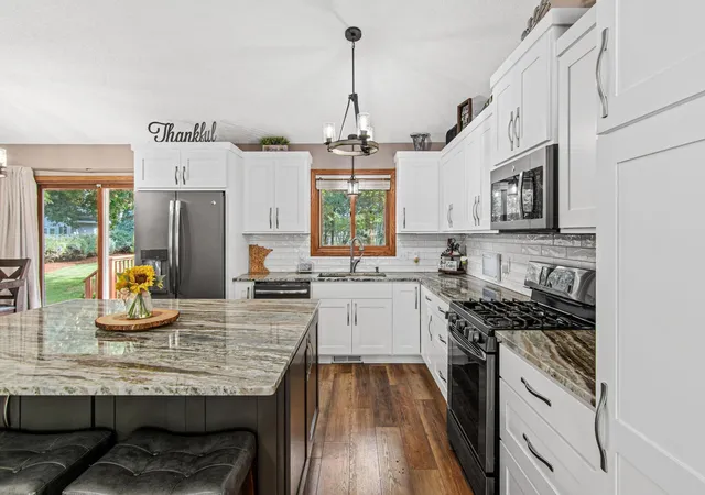 Photo 3 of Single family home for sale at 1347 Benson Blvd E, Stillwater, MN 55082 | MLS# 7141977 | Listing updated on 2026-10-07
