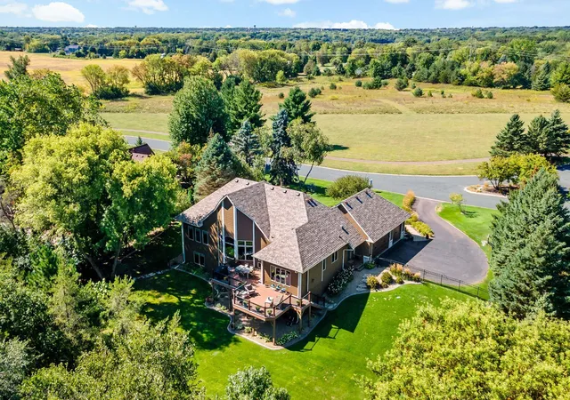 Photo 2 of Single family home for sale at 9576 51st Street N, Lake Elmo, MN 55042 | MLS# 7141981 | Listing updated on 2026-10-01