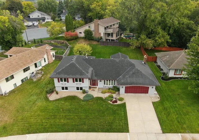 Photo 2 of Single family home for sale at 9235 Hyland Crk Rd, Minneapolis, MN 55437 | MLS# 7142032 | Listing updated on 2026-10-14