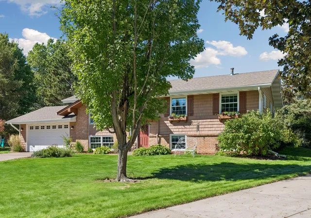 Photo 3 of Sale Pending at 4101 Brigadoon Dr, Saint Paul, MN 55126 | MLS# 7142034 | Listing updated on 2026-09-30