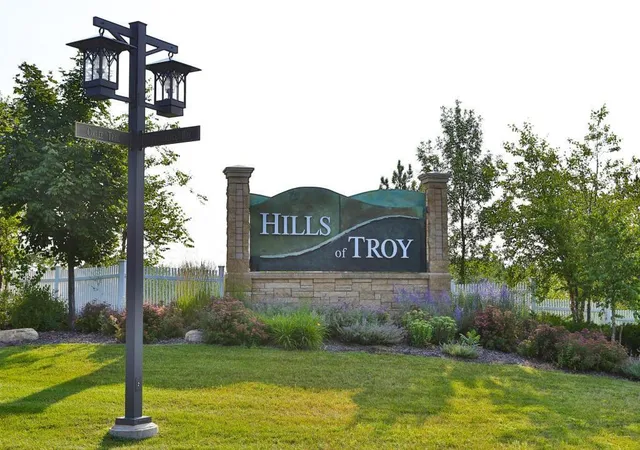Land for sale at 488 (lot 16) Summit Ridge, Hudson, WI 54016 | MLS# 7142052