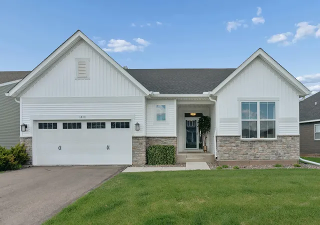 Photo 2 of Single family home for sale at 1248 Oak Tree Ct, Carver, MN 55315 | MLS# 7142058 | Listing updated on 2026-09-30