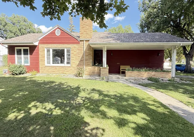 Photo 1 of Single family home for sale at 604 N 7th Street, Montevideo, MN 56265 | MLS# 7142059 | Listing updated on 2026-09-15