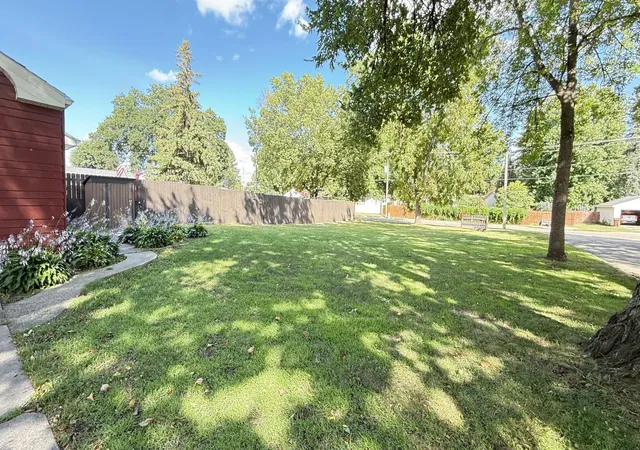 Photo 3 of Single family home for sale at 604 N 7th Street, Montevideo, MN 56265 | MLS# 7142059 | Listing updated on 2026-09-15