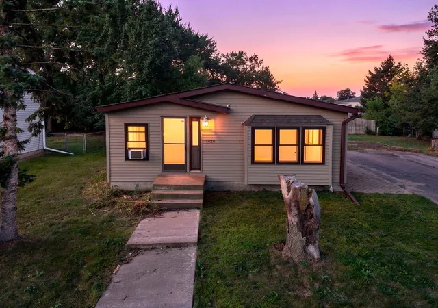 Photo 1 of Single family home for sale at 1989 Cardinal Dr, Hugo, MN 55038 | MLS# 7142060 | Listing updated on 2026-09-20