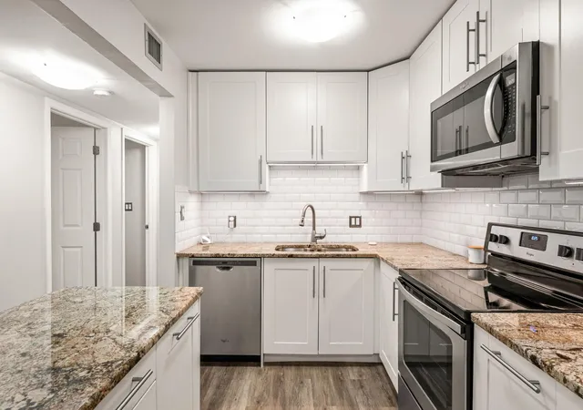 Photo 3 of Condo for sale at 311 Pleasant Ave #509, Saint Paul, MN 55102 | MLS# 7142068 | Listing updated on 2026-10-07
