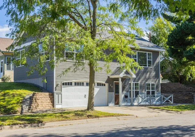 Photo 1 of Single family home for sale at 1662 Minnehaha Ave E, Saint Paul, MN 55106 | MLS# 7142108 | Listing updated on 2026-09-16