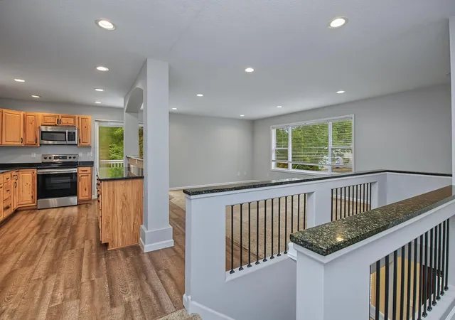 Photo 3 of Sale Pending at 1662 Minnehaha Ave E, Saint Paul, MN 55106 | MLS# 7142108 | Listing updated on 2026-10-05