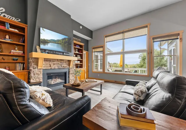Photo 3 of Sale Pending at 1137 Pioneer Trl, Bayport, MN 55003 | MLS# 7142117 | Listing updated on 2026-10-05