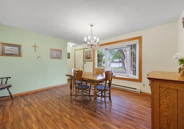 Photo 2 of Single family home for sale at 1041 38th Avenue N, Saint Cloud, MN 56303 | MLS# 7142118 | Listing updated on 2026-09-17