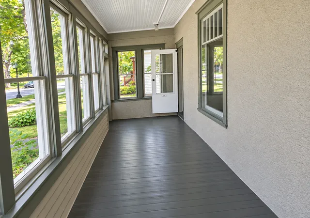 Photo 2 of Single family home for sale at 1024 8th Street S, Fargo, ND 58103 | MLS# 7142119 | Listing updated on 2026-10-15